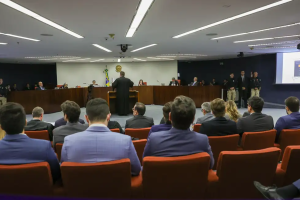 STF retoma nesta terça julgamento de Bolsonaro e mais sete réus