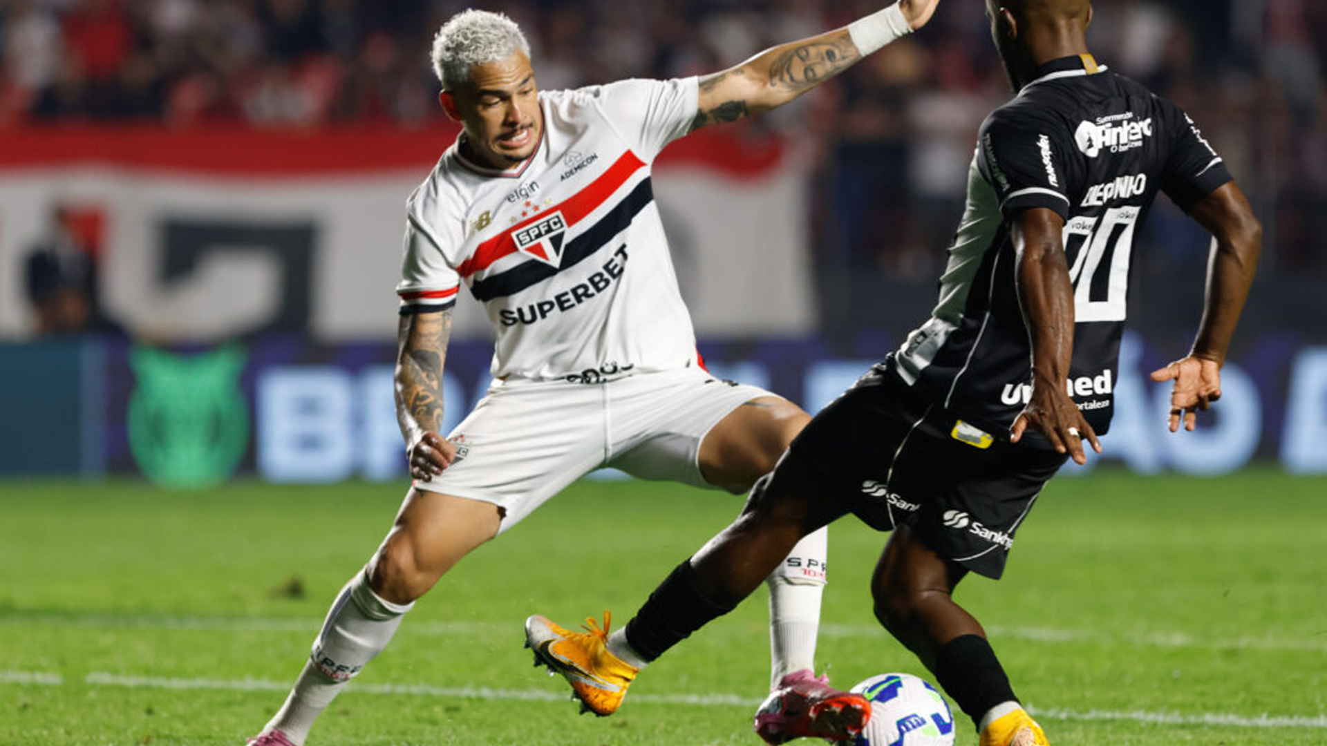 São Paulo perde para o Ceará no Morumbis no encerramento da 25 rodada