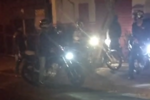 Vítima de protesto de motoboys nega agressão e diz que casa foi depredada