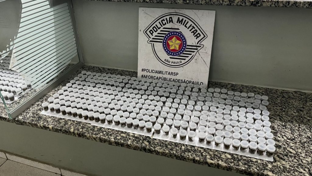 281025 – MOTO FURTADA E CASA COM DROGAS 3