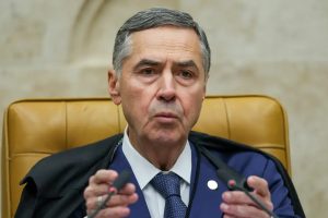 Barroso vota por descriminalizar aborto até 12ª semana de gestação