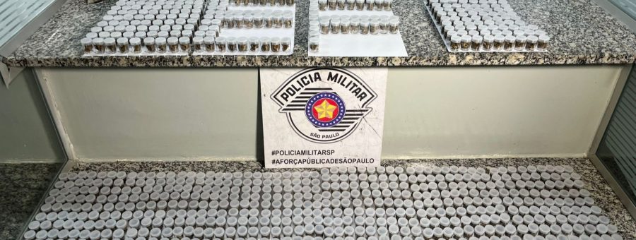 Denúncia leva PM a casa com drogas, arma e moto furtada em Limeira