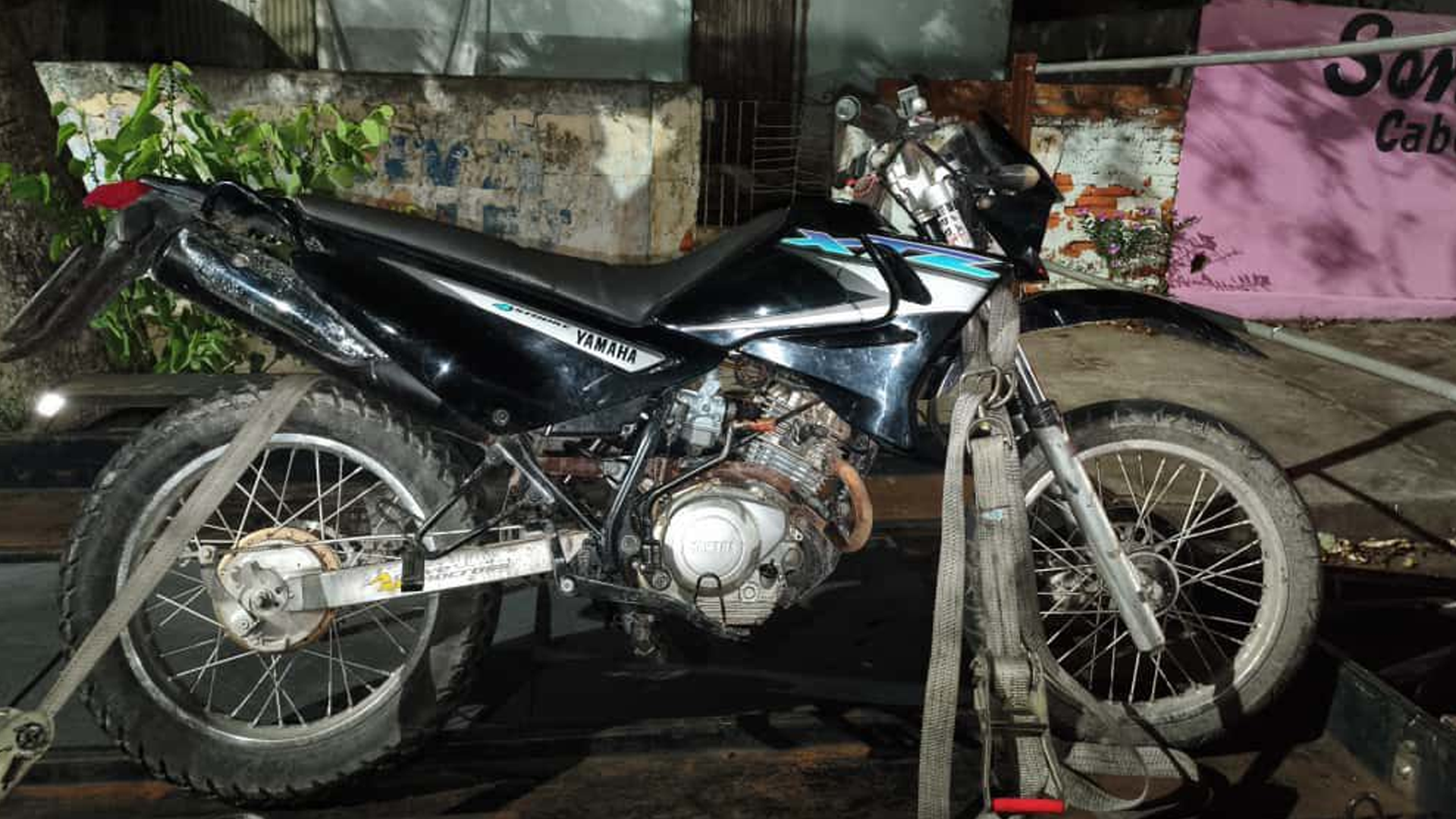 Dupla é presa após abandonar moto furtada na Vila Fascina, em Limeira