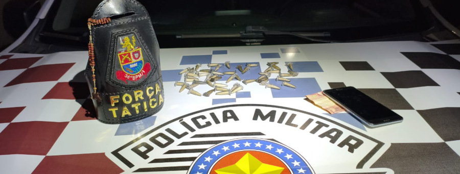 Homem é preso com 49 porções de cocaína no Jd. Ouro Verde, em Limeira
