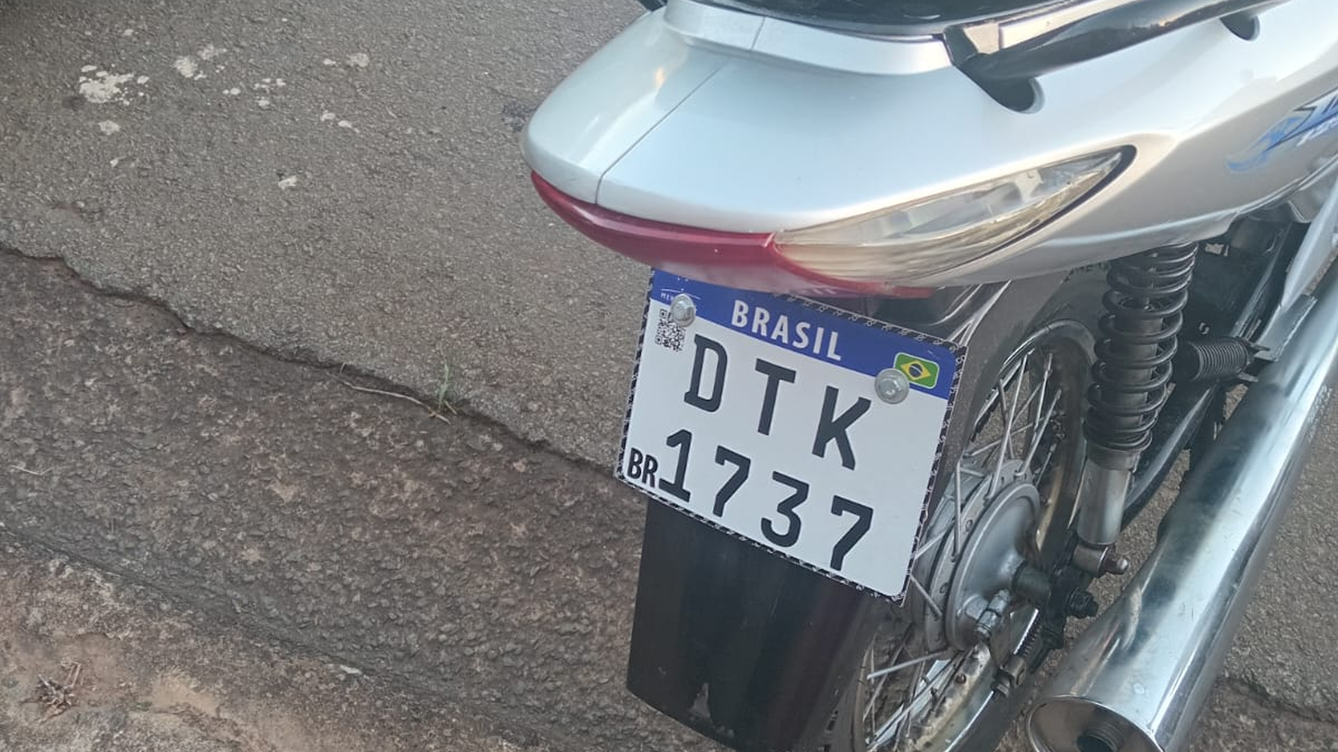 Homem é preso com moto com chassi raspado e placa irregular em Limeira