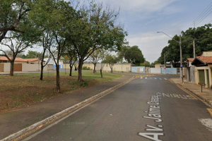 Idoso oferece dinheiro a menina de 12 anos acreditando que ela era garota de programa