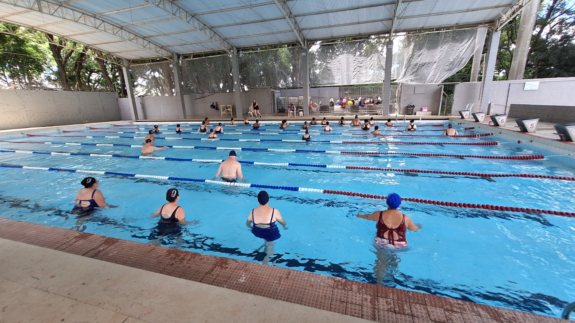 Inscrições para hidroginástica abrem na segunda-feira em Limeira