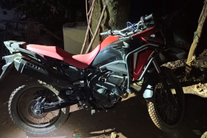 Moto furtada é encontrada em propriedade rural de Limeira; jovem confessa o crime