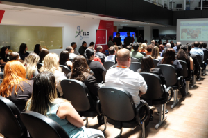 Mutirão de Empregos atrai 1.500 candidatos em Limeira