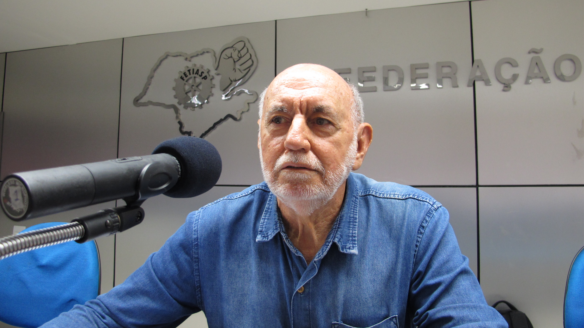 Opinião a ganância pelo lucro através da terceirização