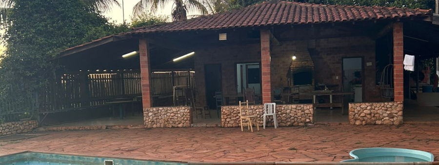 Veja chácara onde caminhoneiros foram mantidos reféns em Limeira