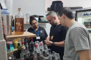 Vigilância, Polícia e GCM fiscalizam tchay de homem internado por intoxicação por metanol