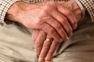 Alzheimer pesquisadores desenvolvem composto químico com potencial para prevenir doença