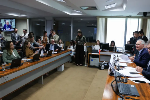 Comissão do Senado aprova isenção do IR para quem ganha até RS 5 mil