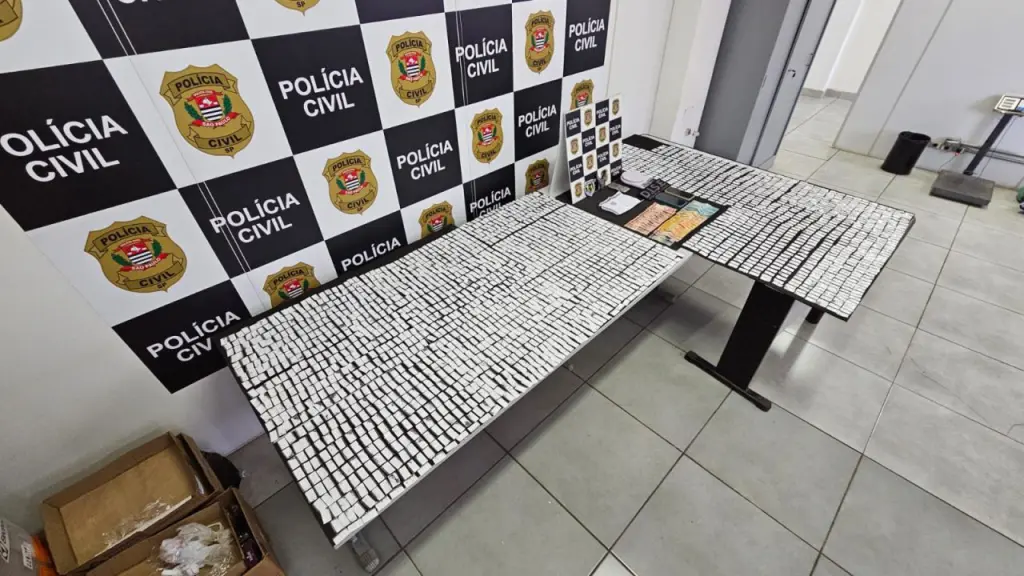 Dise de Limeira apreende 2 mil porções de cocaína (1)