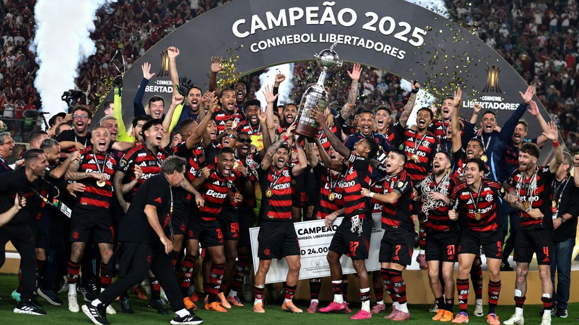 Flamengo vence Palmeiras e vira 1 brasileiro tetra da Libertadores