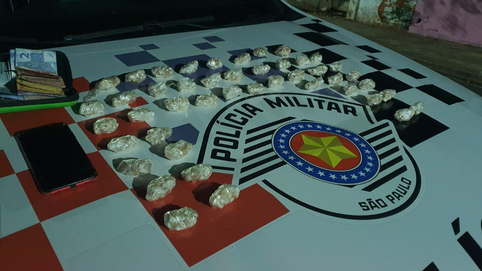 Jovem é preso com mais de mil pedras de crack no Belinha Ometto, em Limeira