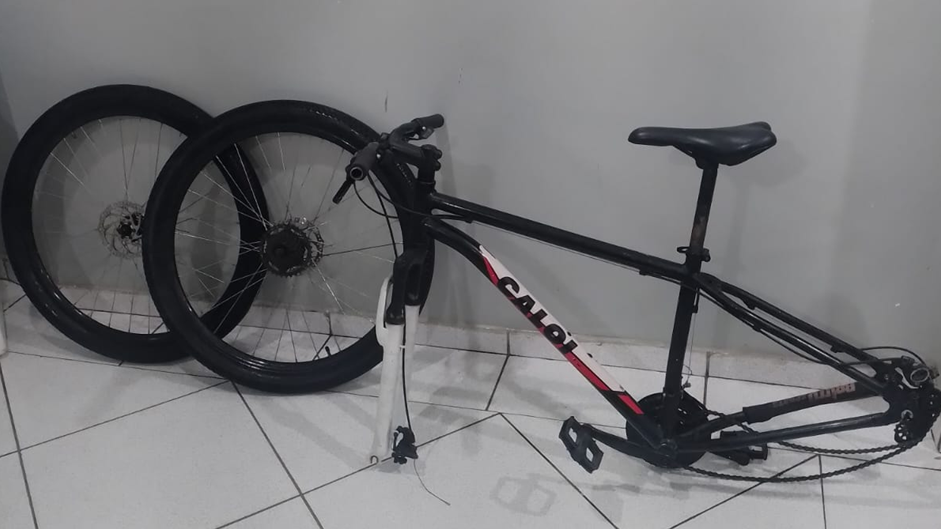 Mulher recupera bicicleta furtada após vê-la sendo vendida em rede social em Limeira
