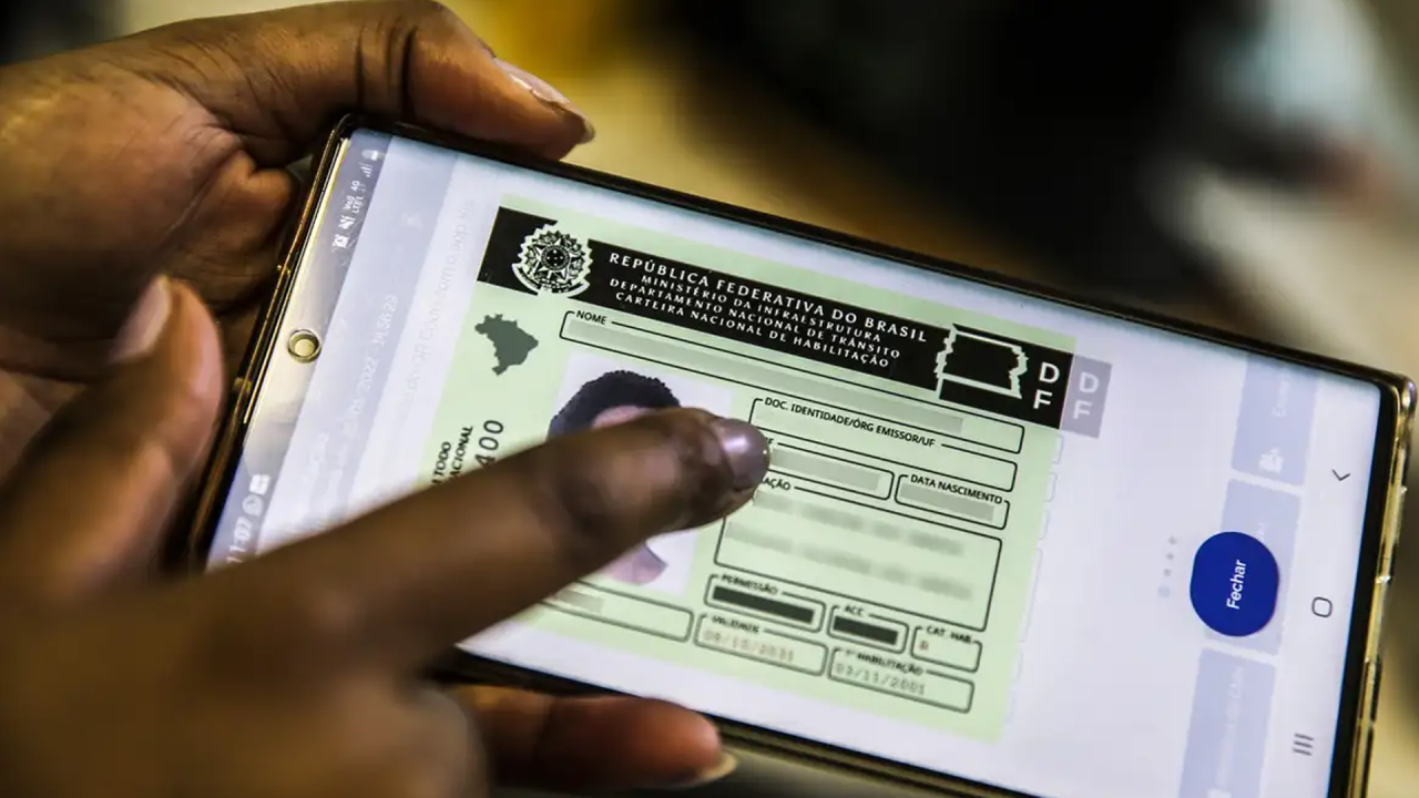 Contran aprova resolução que retira exigência de autoescola para CNH
