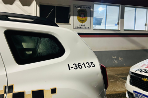 Dois procurados pela Justiça são pegos pela PM em Limeira