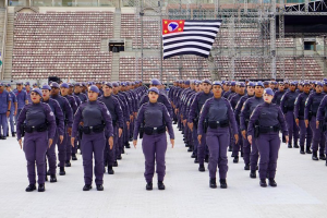 Governo de SP realiza a maior formatura de soldados em cinco anos