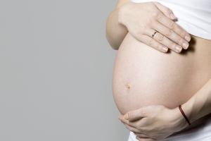 Grávida de 27 semanas relata agressão da avó paterna após consulta médica em Limeira