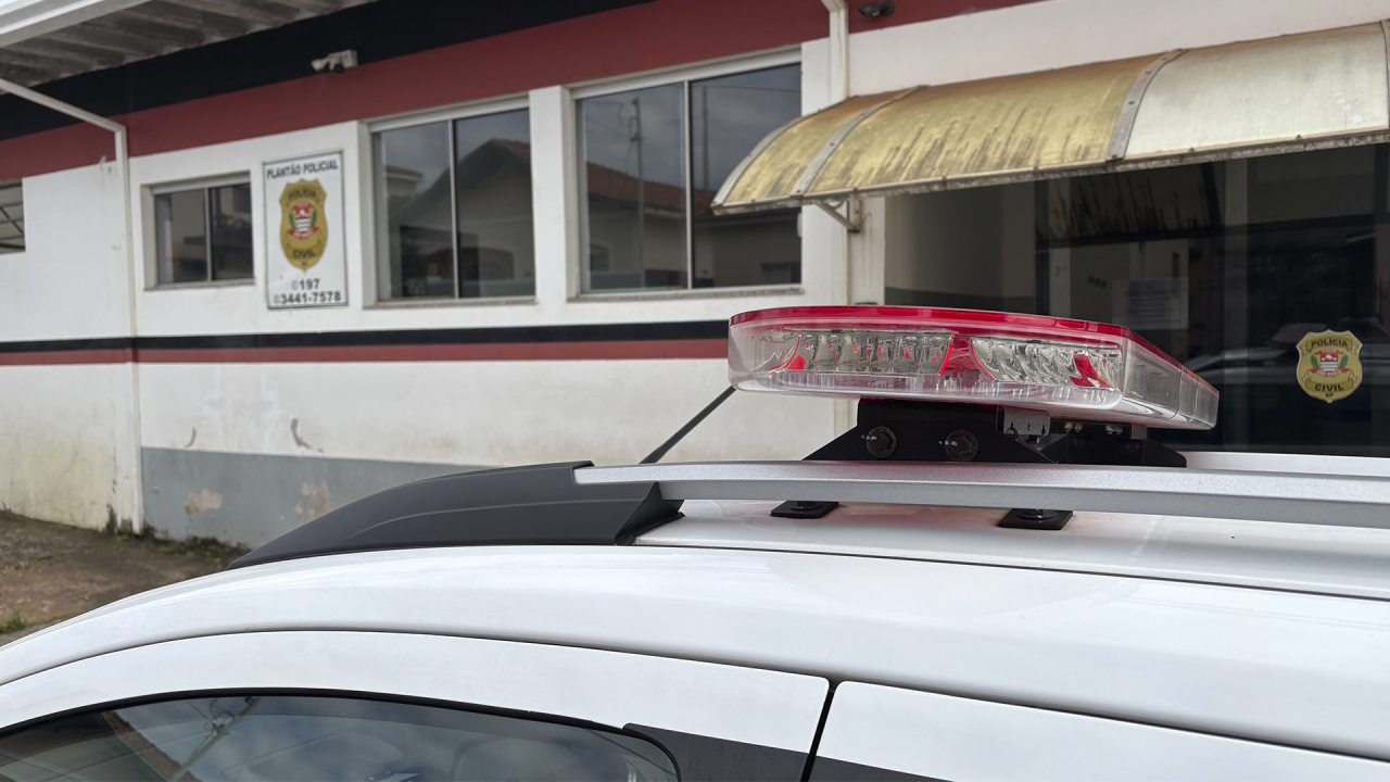 Jovem é preso após ameaçar e tentar agredir familiares no Geada, em Limeira