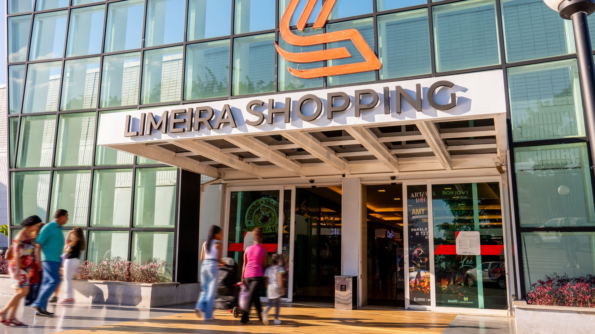 Limeira Shopping tem horário especial para compras de final de ano