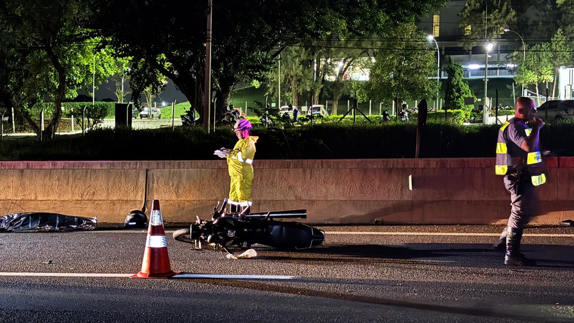 Motociclista morre após atingir traseira de caminhão na Limeira-Mogi Mirim