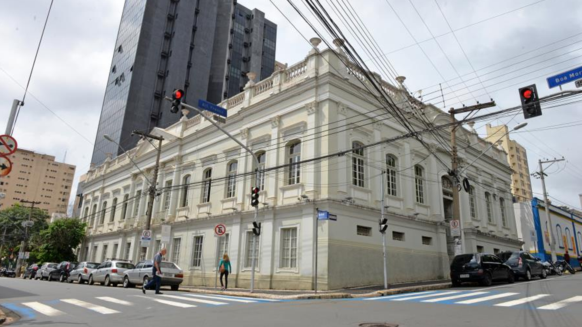 Palacete Levy recebe lançamento de novo livro de Otacílio Monteiro
