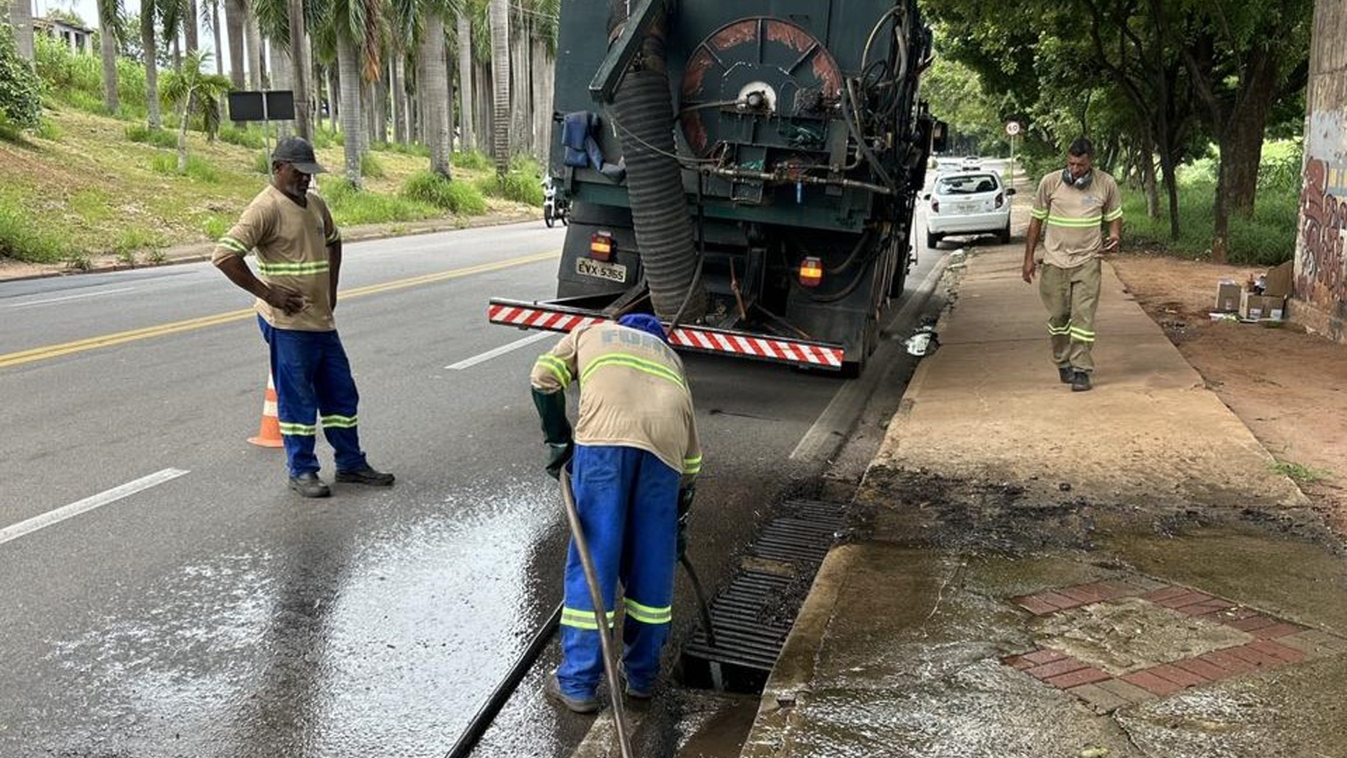 Prefeitura de Limeira intensifica limpeza da drenagem urbana para enfrentar período de chuvas