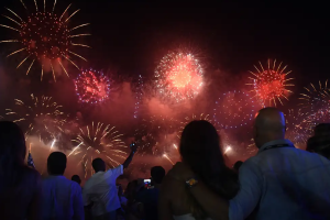 Queima de fogos pode desencadear crise sensorial em autistas