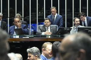 Senado aprova redução da pena de condenados pelo 81