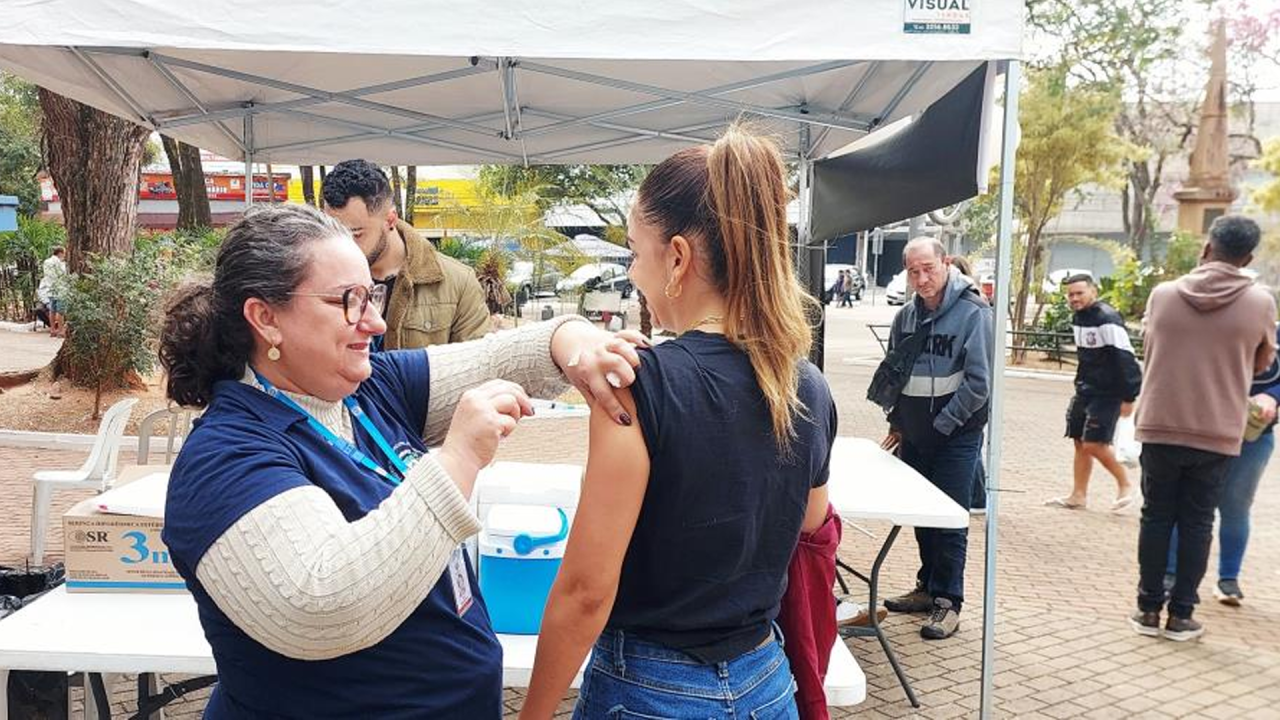 Vacinação avança em Limeira e ultrapassa 175 mil doses aplicadas em 2025