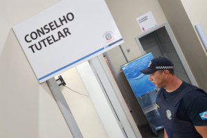 Adolescente é localizada após sair de casa e correr entre veículos em Limeira