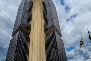 BC mantém juros básicos em 15% ao ano pela quinta vez seguida