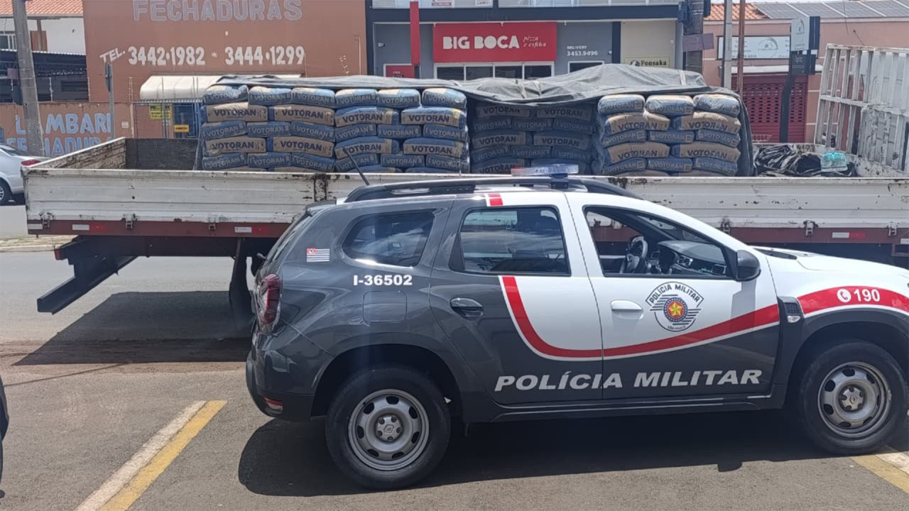 Carga de 14 toneladas de cimento é apreendida em investigação sobre fraude em Limeira
