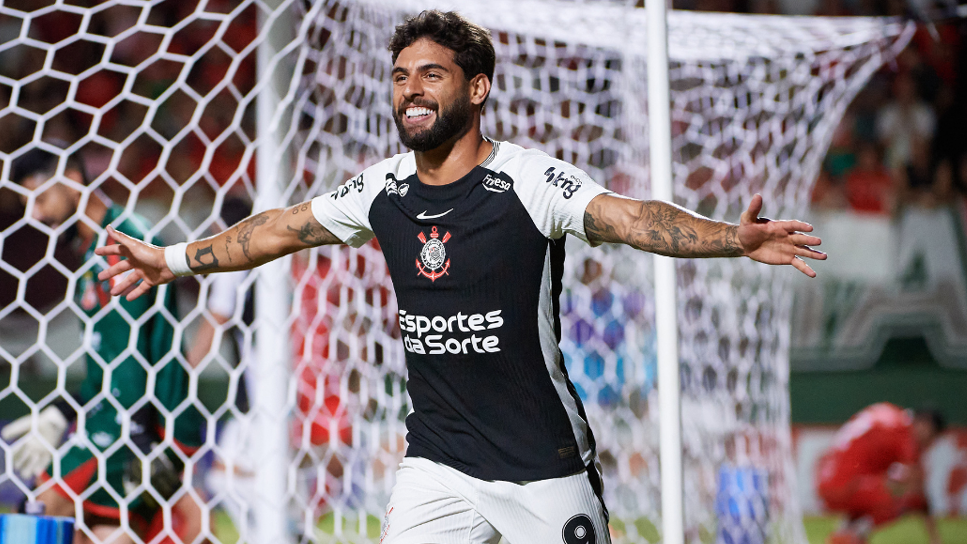 Corinthians vence o Velo Clube no fim e entra no G4
