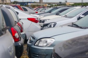 Detran-SP prepara maior ciclo de leilões da história com 100 mil veículos disponíveis