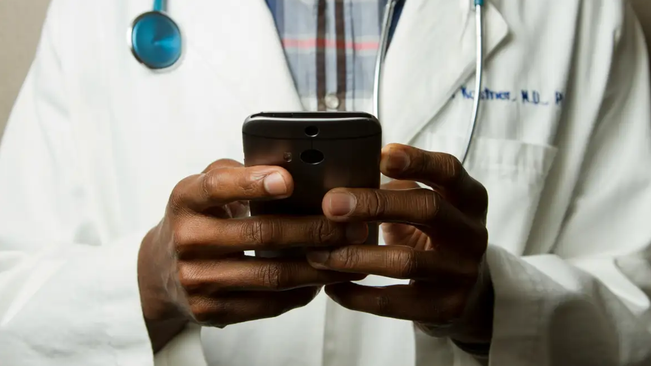 Governo quer que Enamed seja exame de proficiência para médicos
