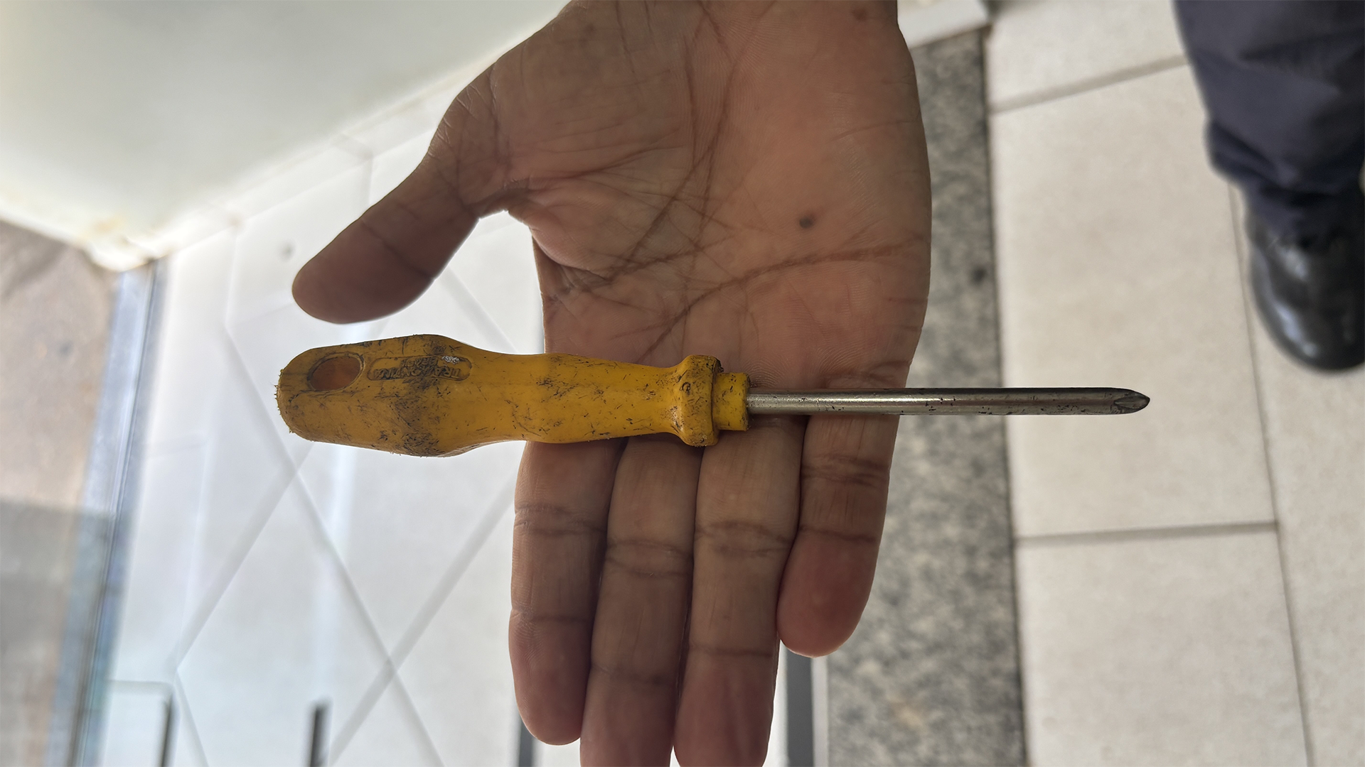 Homem é detido após agredir passageira de ônibus e ameaçar fiscal na Rodoviária de Limeira