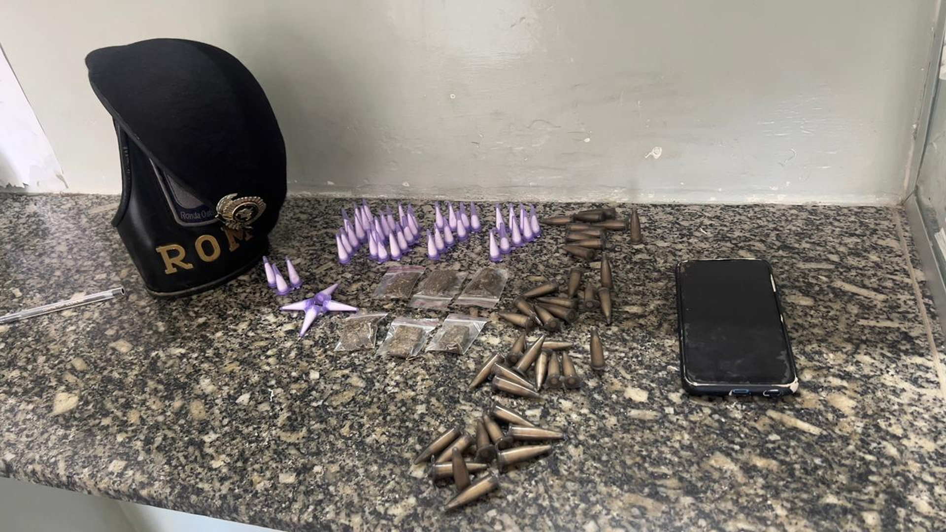 Homem é detido por tráfico de drogas nas proximidades de escola em Limeira