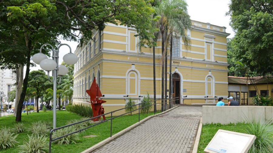 Limeira abre 600 vagas em cursos gratuitos de artes, música e teatro para 2026