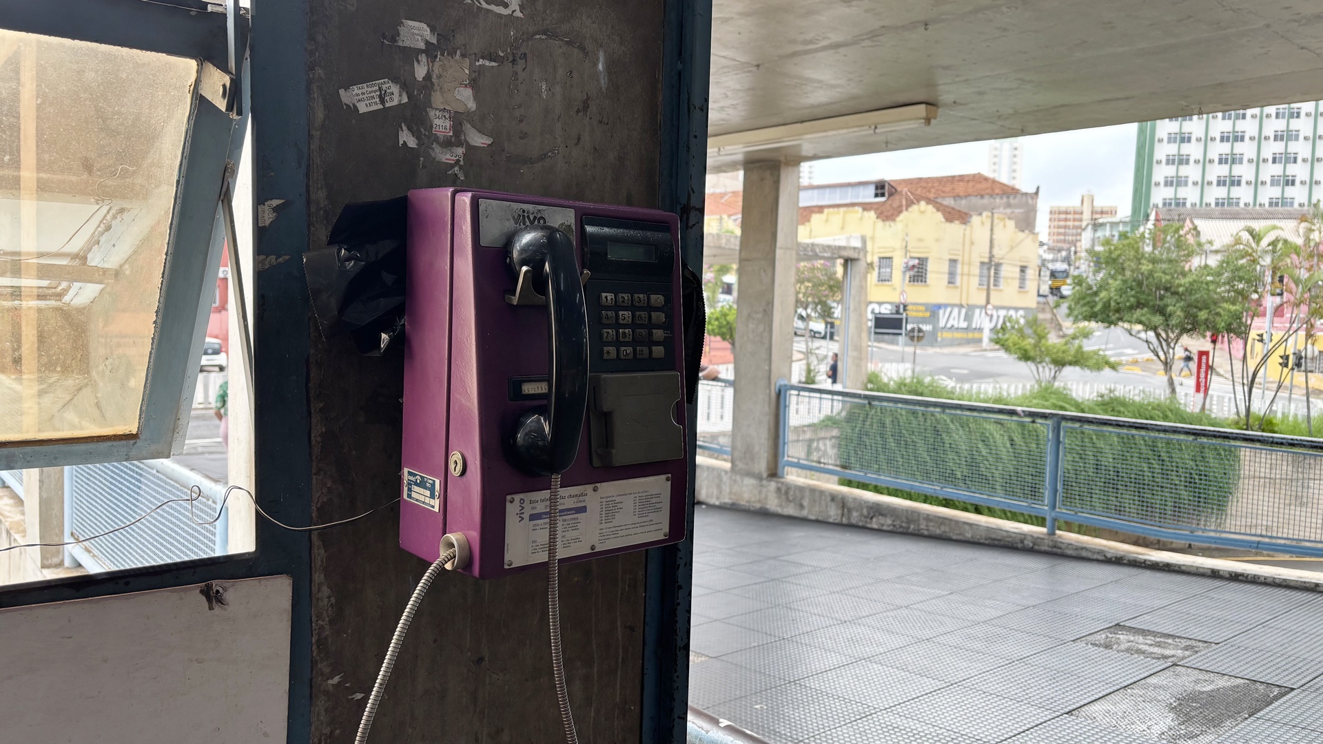 Limeira possui 162 telefones públicos que serão retirados até 2028