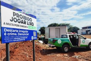 Pelotão Ambiental flagra descarte irregular e aplica multa em estrada rural de Limeira
