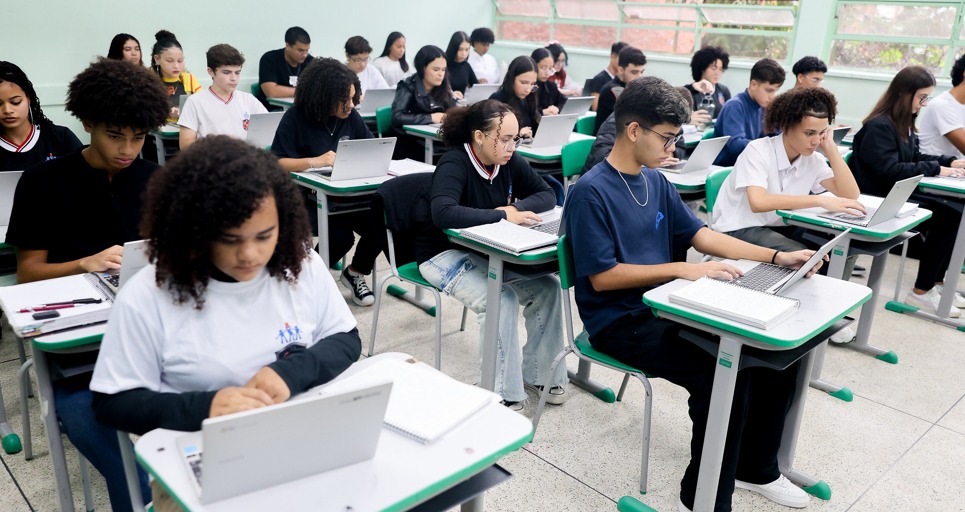 Ano letivo nas escolas estaduais de SP começa na segunda-feira (2); confira o que muda em 2026