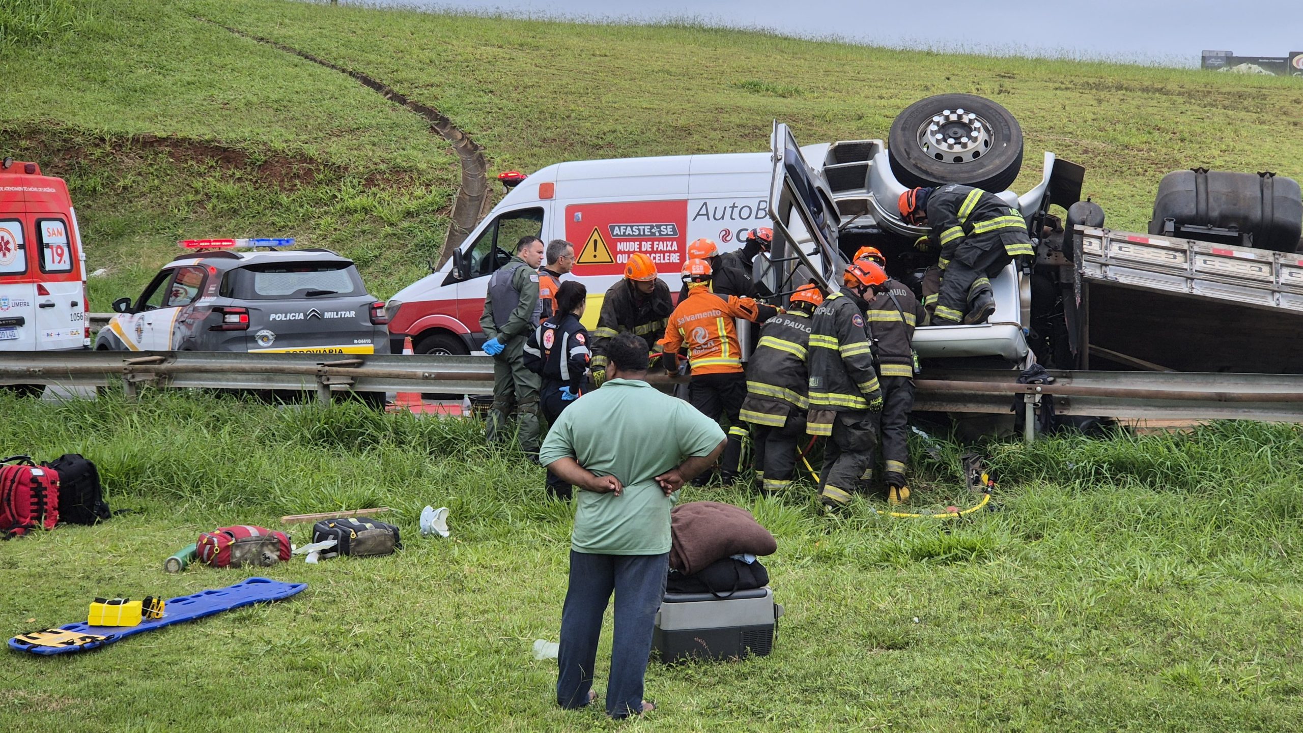 e822d11f-4372-465e-a0be-59e1d0f26ebe