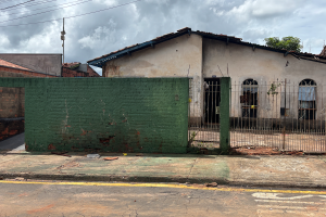 Após limpeza da casa, acumulador aceitar participar do Frente de Trabalho da Prefeitura de Limeira