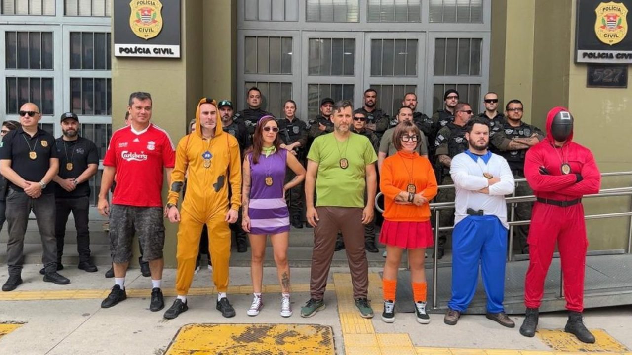 Carnaval 2026 veja como são escolhidas as fantasias dos policiais que atuam na segurança dos foliões