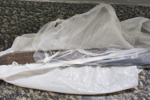 Homem fica ferido na mão após tentativa de esfaqueamento em Iracemápolis